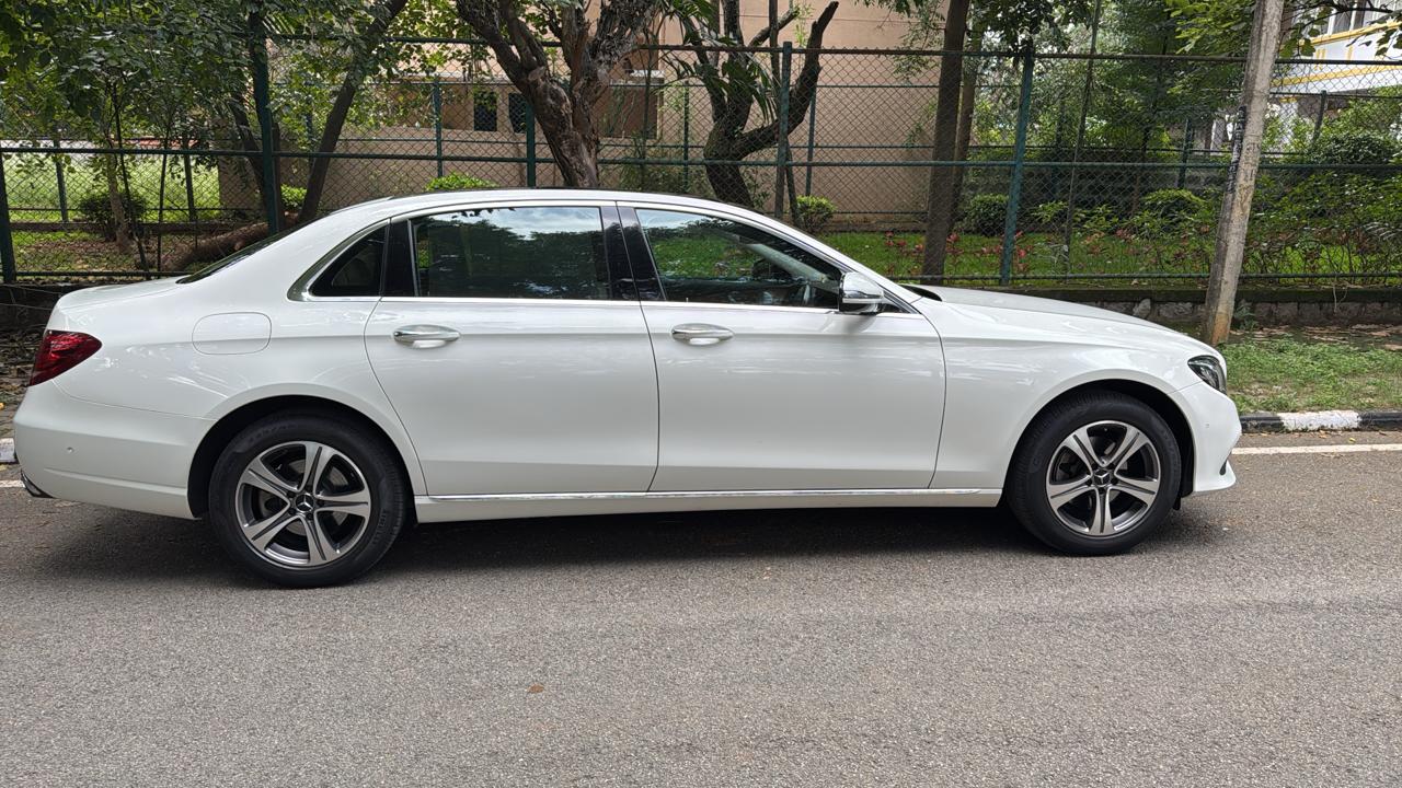 Luxury Cars - image 1